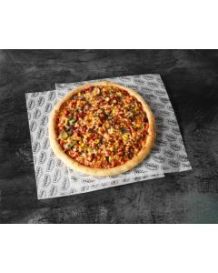 Chicken tikka pizza
