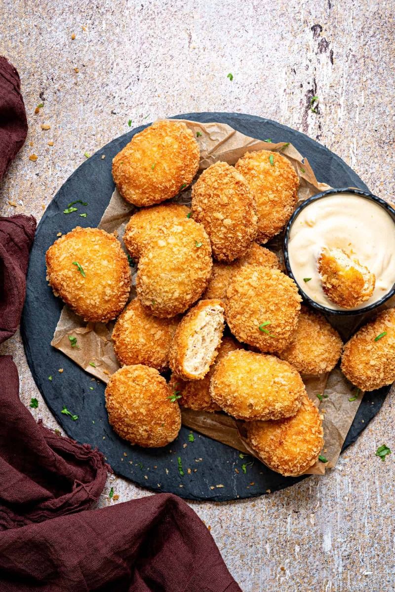 Chicken Nuggets (8 Pcs)